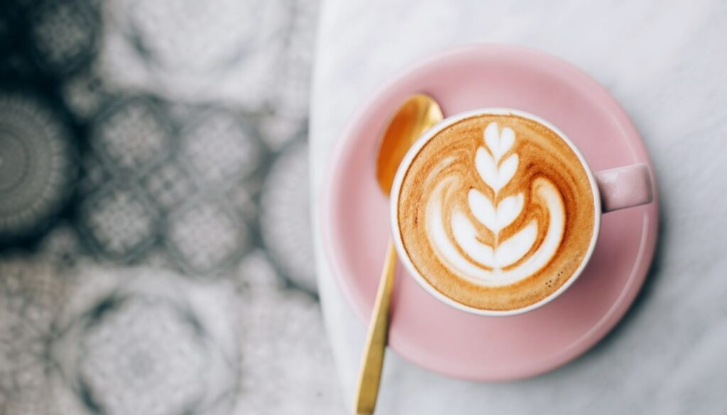 latte with flower design