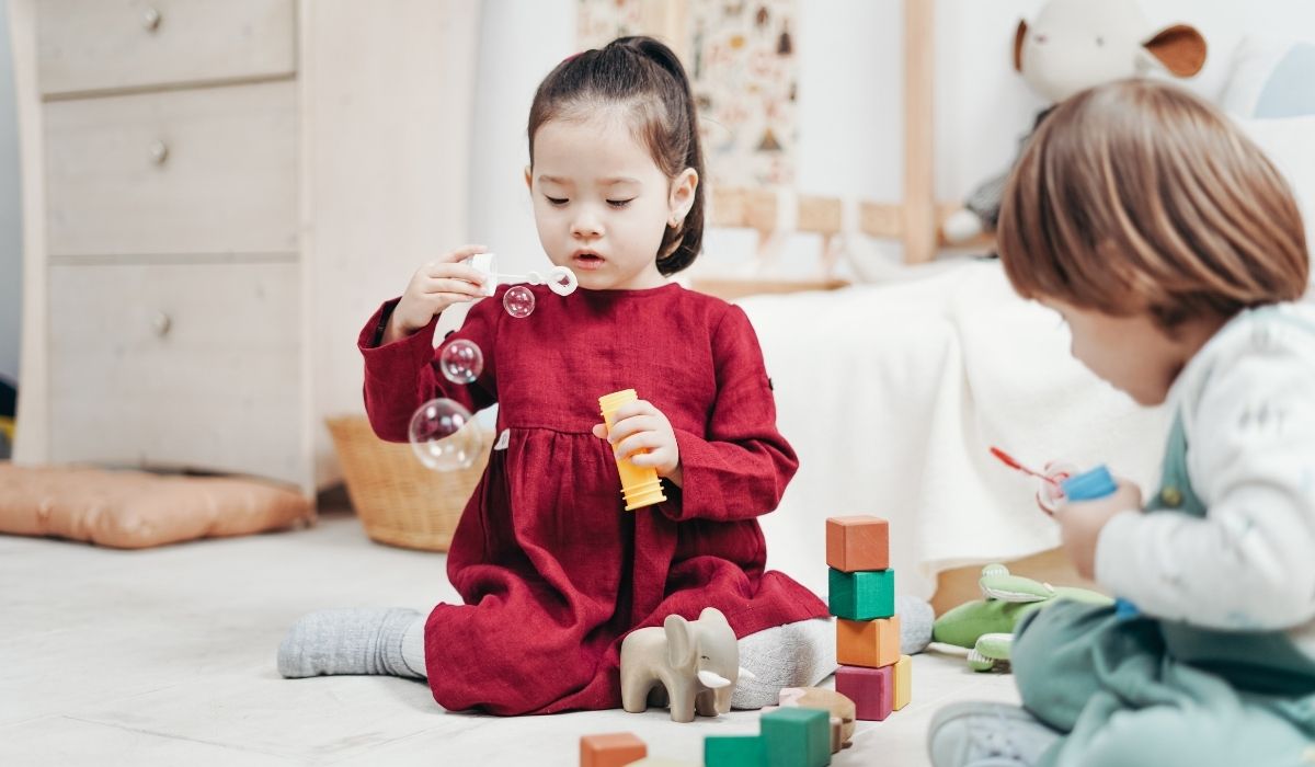 How to encourage toddler to talk